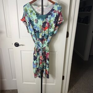 Floral Watercolor Tie-Waist Short Sleeve Dress in Mint Multicolor